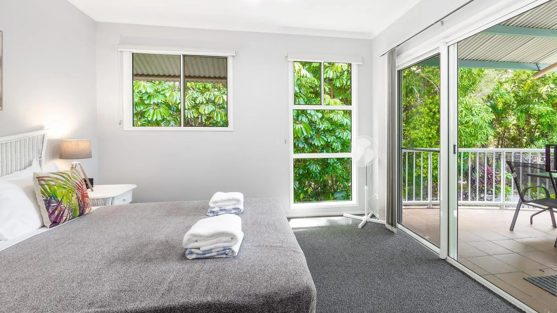 Trinity Beach Resort 2Br Apt, Pools, 500M To Beach Austrálie